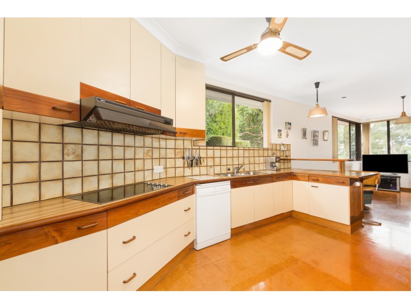 15a Manooka Place, Kareela NSW 2232