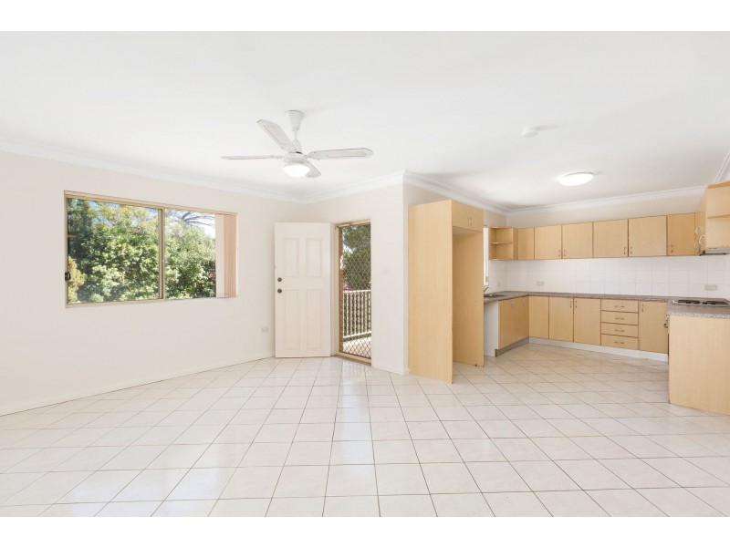 2/275 Port Hacking Road, Miranda NSW 2228