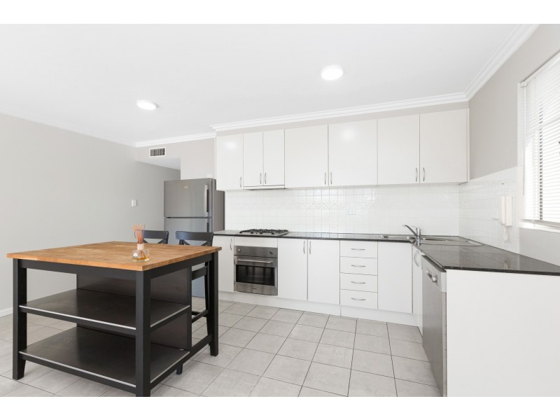 1/56 Belgrave Esplanade, Sylvania NSW 2224