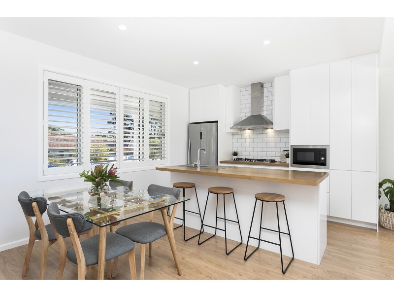 22 Nirimba Crescent, Heathcote NSW 2233