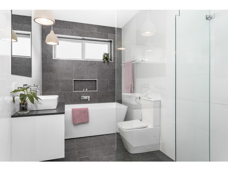 22 Nirimba Crescent, Heathcote NSW 2233