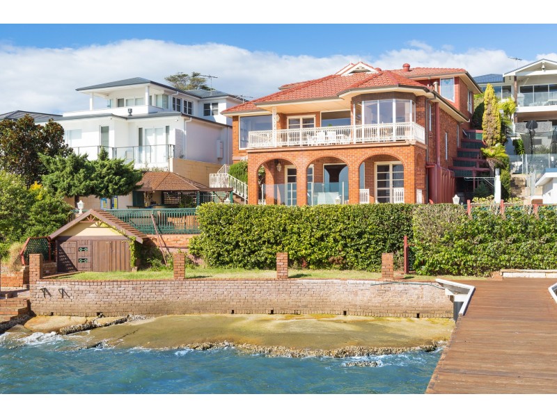 15 Holt Road, Taren Point NSW 2229