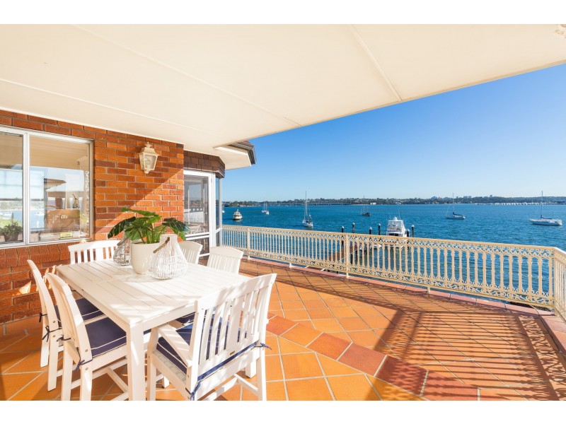 15 Holt Road, Taren Point NSW 2229