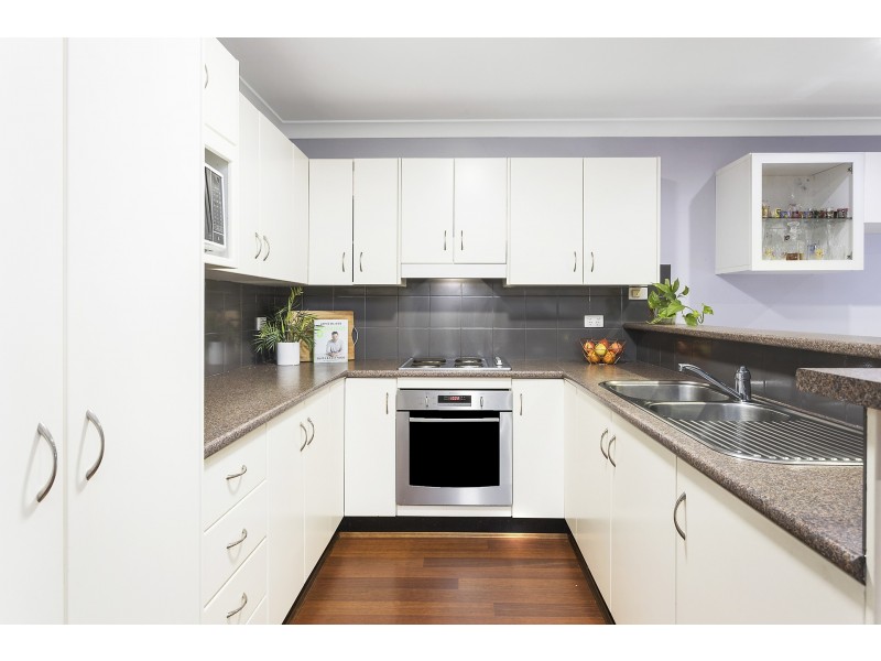 11/92-96 Allison Crescent, Menai NSW 2234