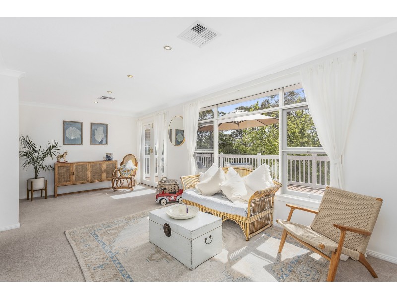 96 Sladden Road, Yarrawarrah NSW 2233