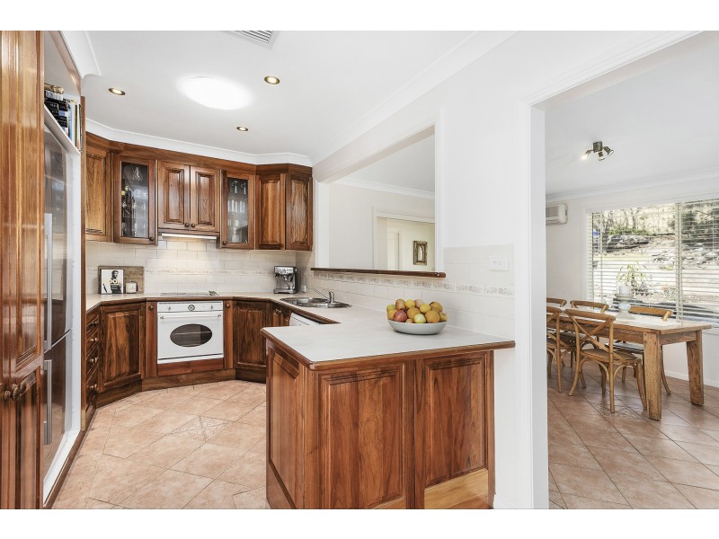 96 Sladden Road, Yarrawarrah NSW 2233