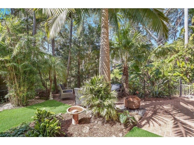 2 Tea Tree Place, Kirrawee NSW 2232