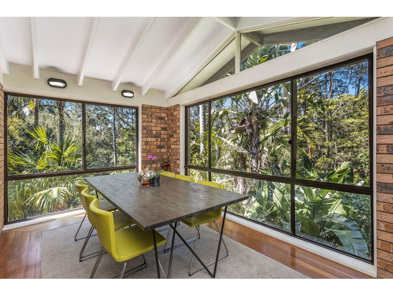 2 Tea Tree Place, Kirrawee NSW 2232