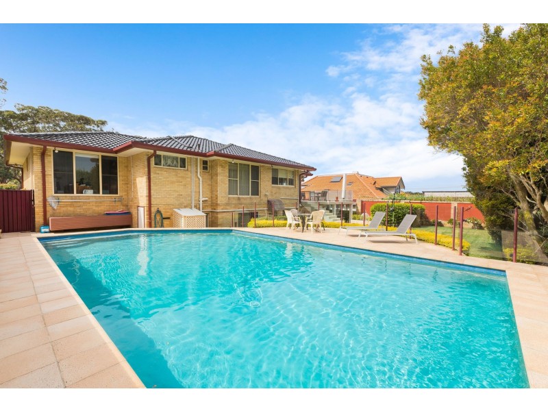 8 Binaville Avenue, Burraneer NSW 2230