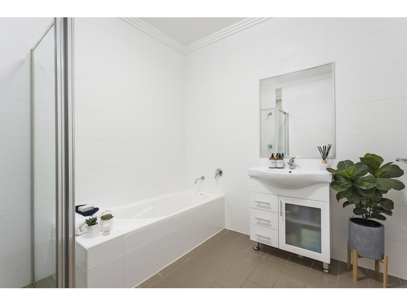 13/9 Stuart Street, Helensburgh NSW 2508