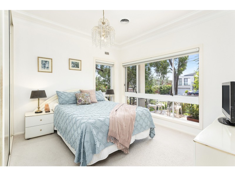 70 Tara Street, Sylvania NSW 2224