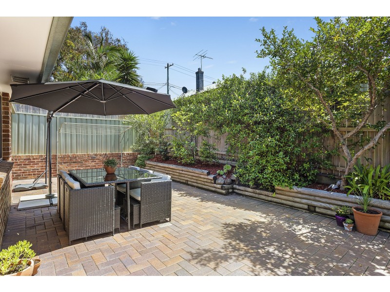 2/30-32 Milburn Road, Gymea NSW 2227