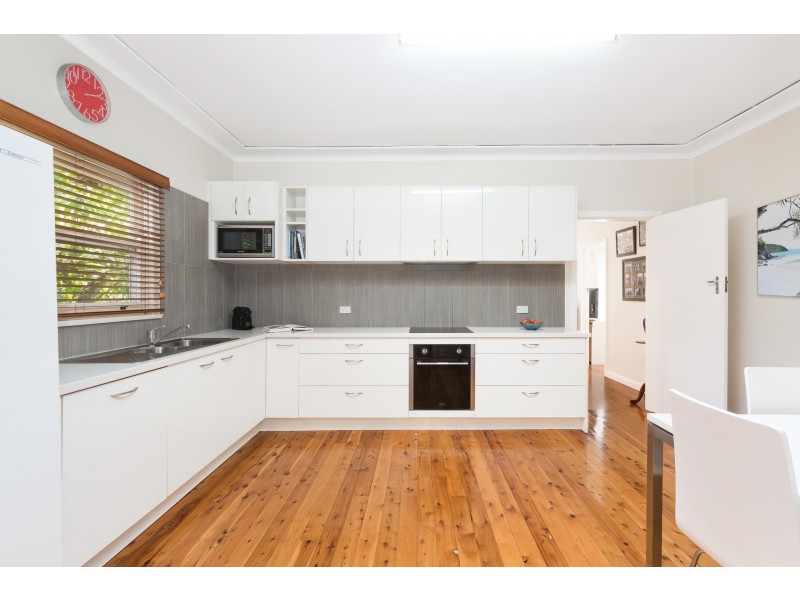 14 Georges River Crescent, Oyster Bay NSW 2225