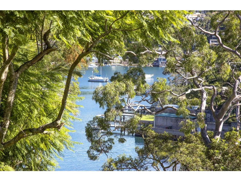 8 Waterview Avenue, Caringbah South NSW 2229