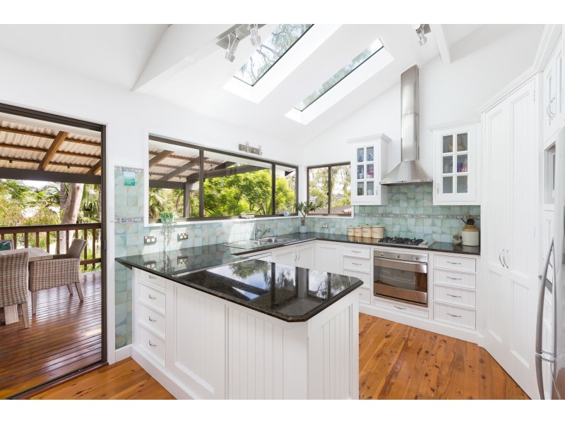 8 Waterview Avenue, Caringbah South NSW 2229