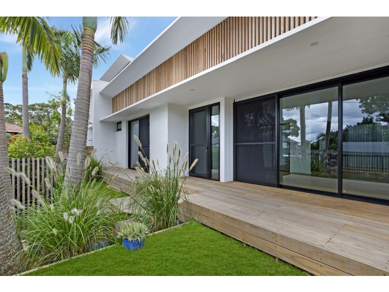 3/2 Yuruga Avenue, Caringbah South NSW 2229