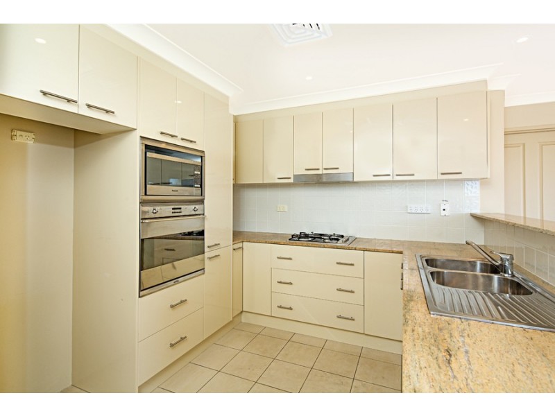 18/14-18 Mansfield Avenue, Caringbah NSW 2229