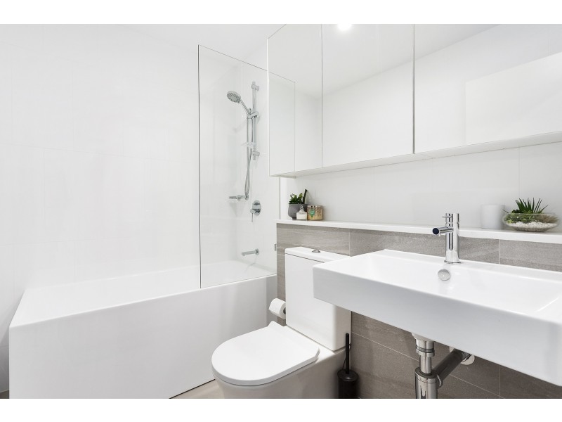 B4.03/16 Pinnacle Street, Miranda NSW 2228