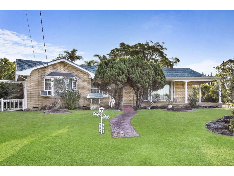 1 Kaloona Place, Kirrawee NSW 2232