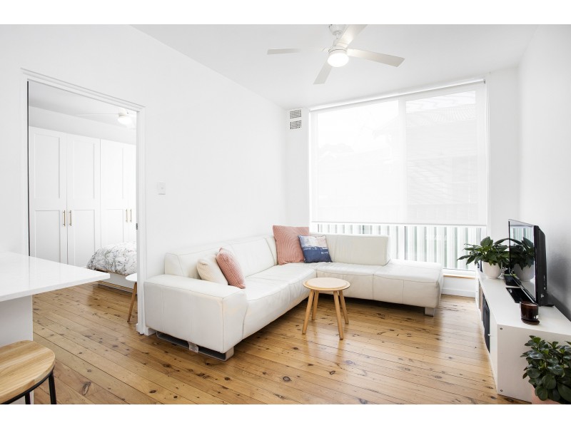 2/19 Flinders Road, Cronulla NSW 2230