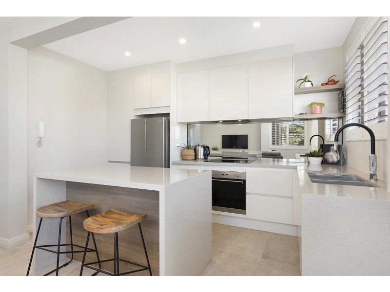 2/21-25 Burraneer Bay Road, Cronulla NSW 2230