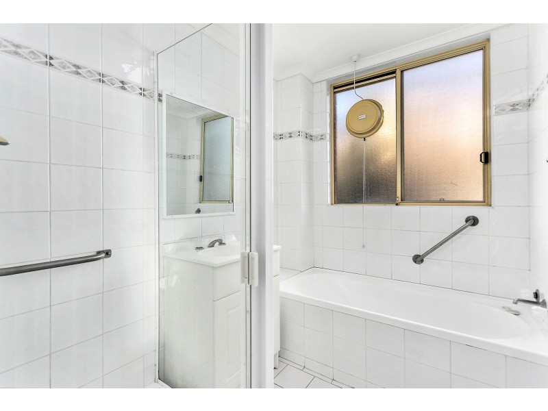 1/50-54 The Grand Parade, Sutherland NSW 2232