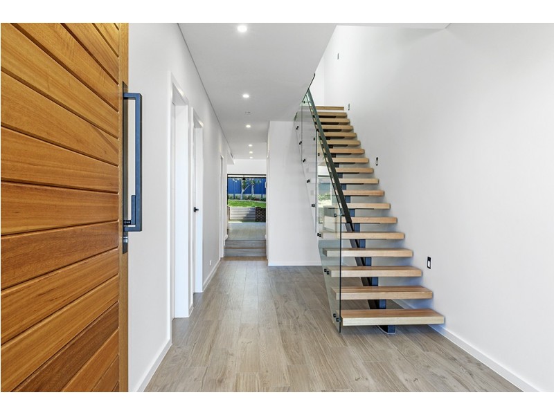 17B Milburn Road, Gymea NSW 2227