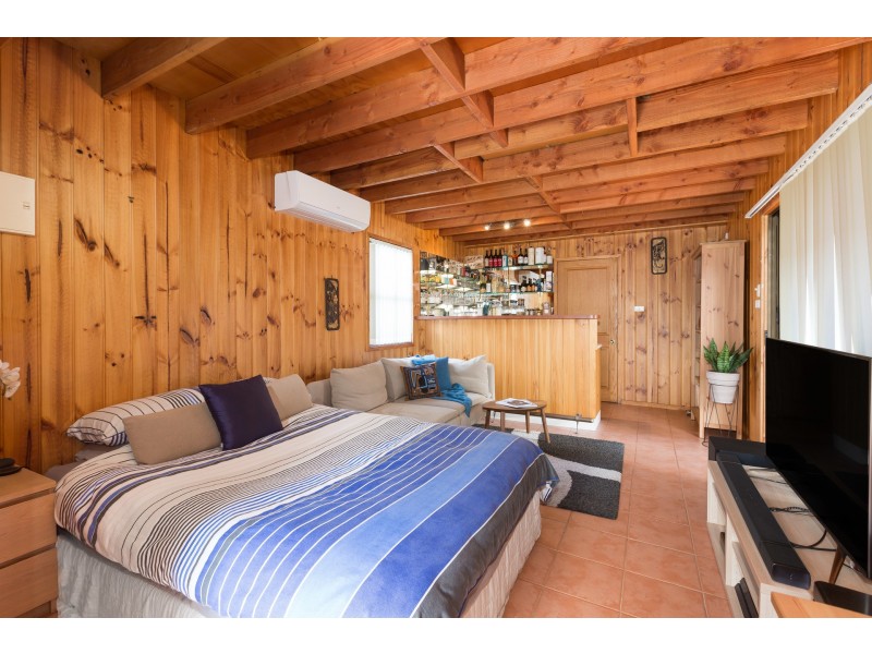 398 President Avenue, Kirrawee NSW 2232