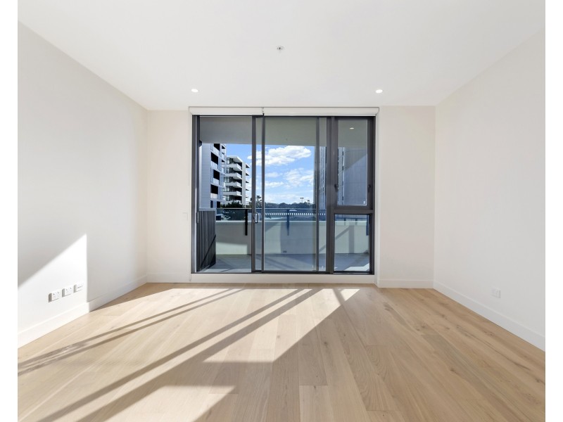 212/4 Foreshore Boulevard, Woolooware NSW 2230