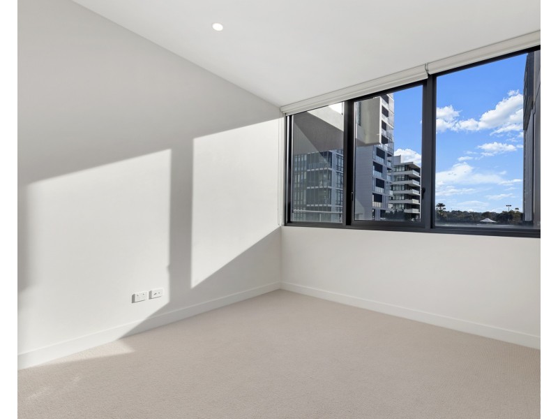 212/4 Foreshore Boulevard, Woolooware NSW 2230