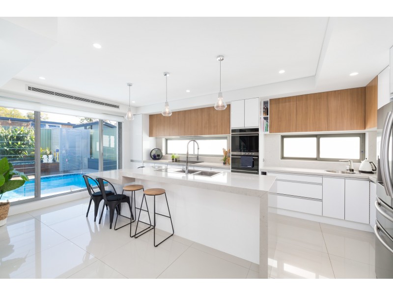 7 Bywong Place, Sylvania NSW 2224