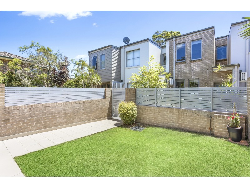 2/21-25 High Street, Caringbah NSW 2229