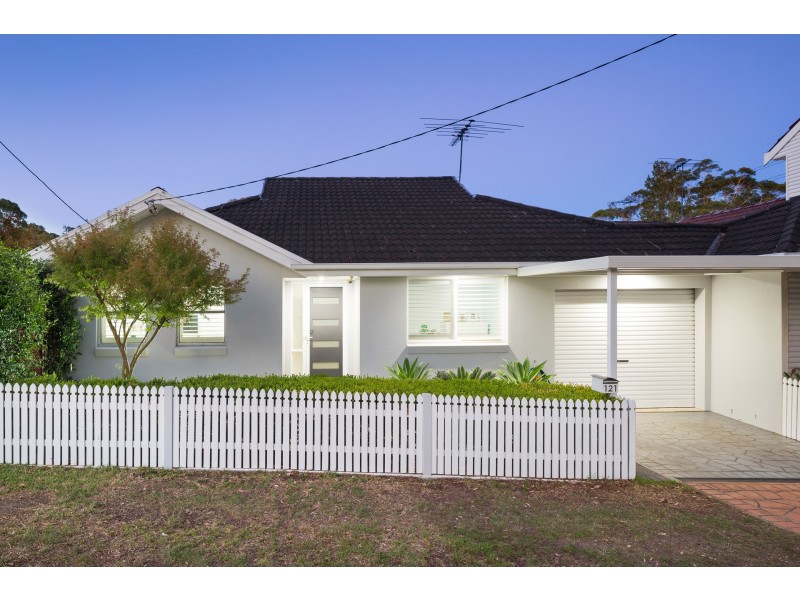 121 Forest Road, Miranda NSW 2228