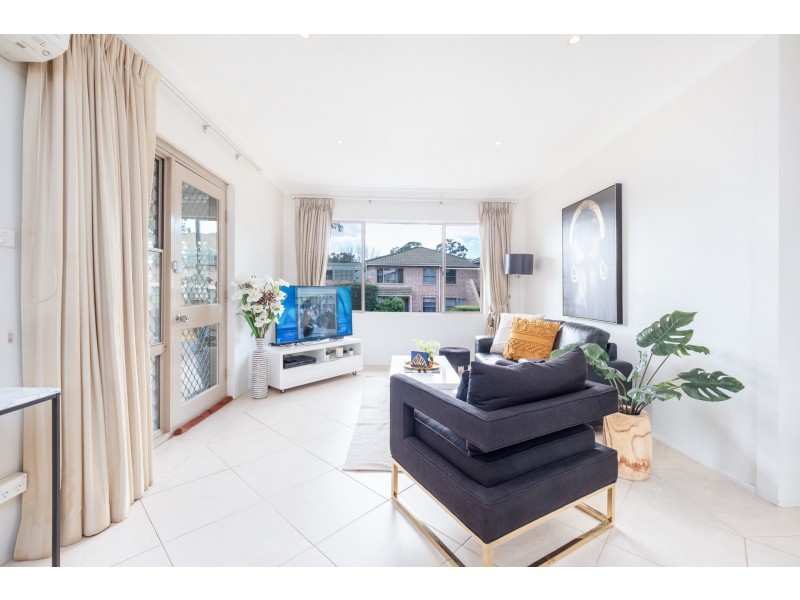 4D/218 Box Road, Miranda NSW 2228