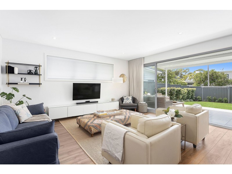 37 Cook Street, Caringbah South NSW 2229