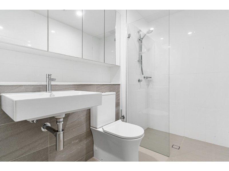 C205/40 Pinnacle Street, Miranda NSW 2228