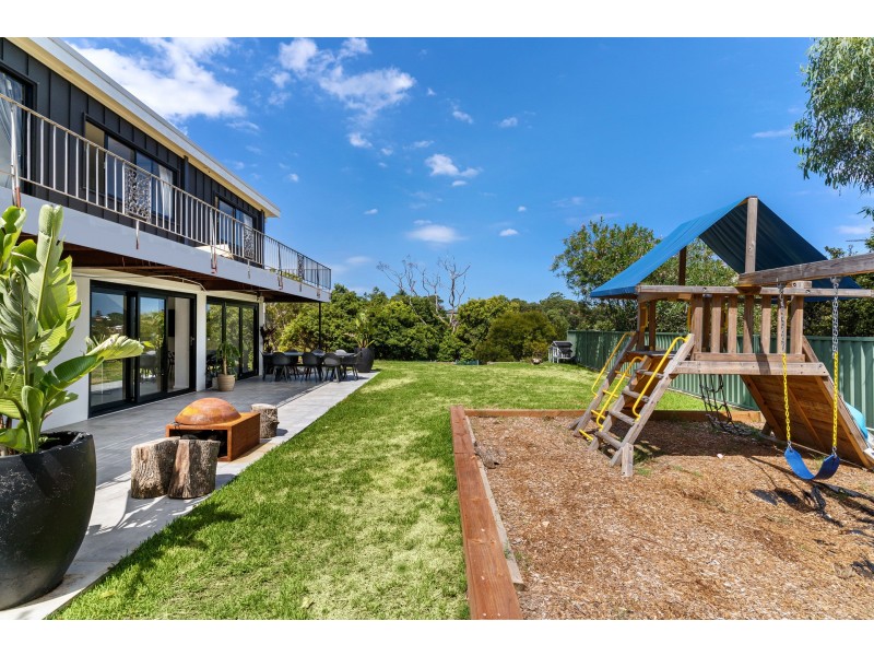 22 Tulong Place, Kirrawee NSW 2232