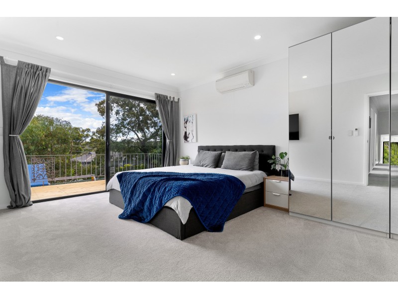 22 Tulong Place, Kirrawee NSW 2232