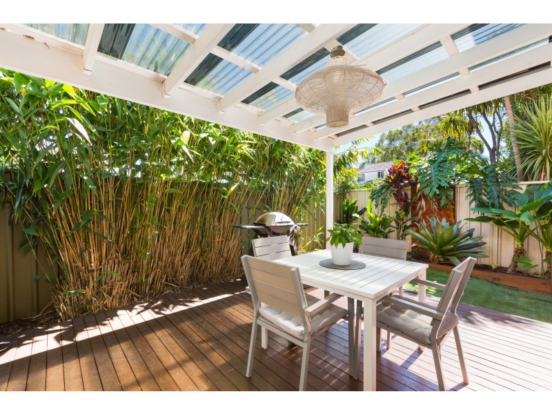 2/11 Frobisher Avenue, Caringbah NSW 2229