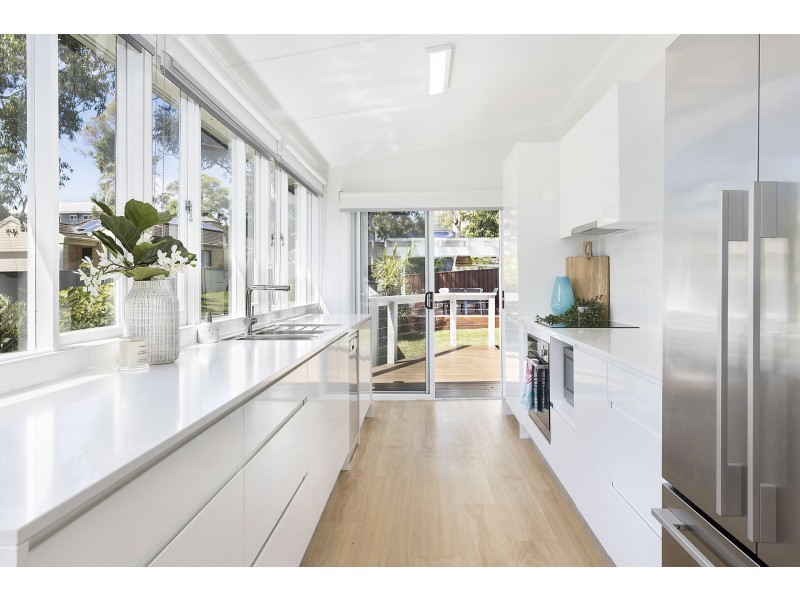 10 Manchester Road, Gymea NSW 2227