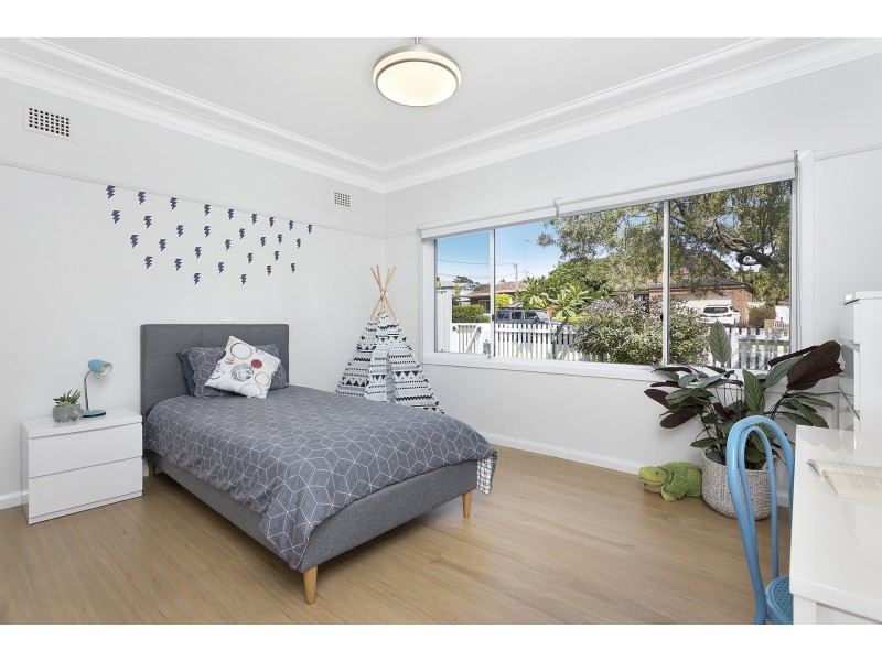 10 Manchester Road, Gymea NSW 2227