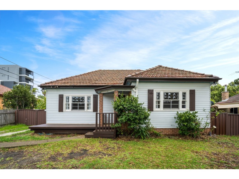 25 Belmont Street, Sutherland NSW 2232