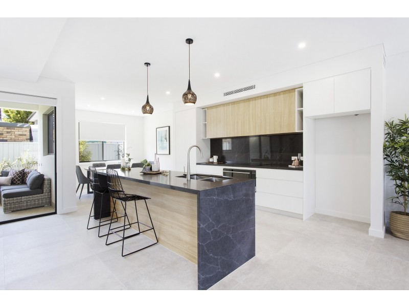 2/63 Northcote Avenue, Caringbah South NSW 2229