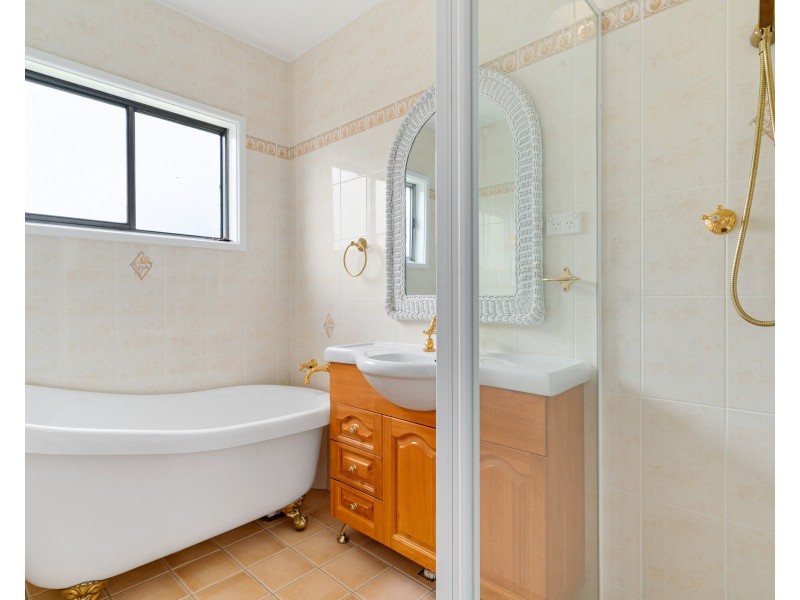 4 Scylla Road, Oyster Bay NSW 2225