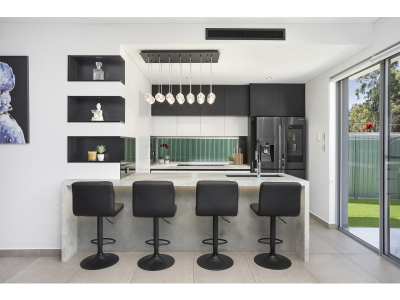 1/23 Gannons Road, Caringbah NSW 2229