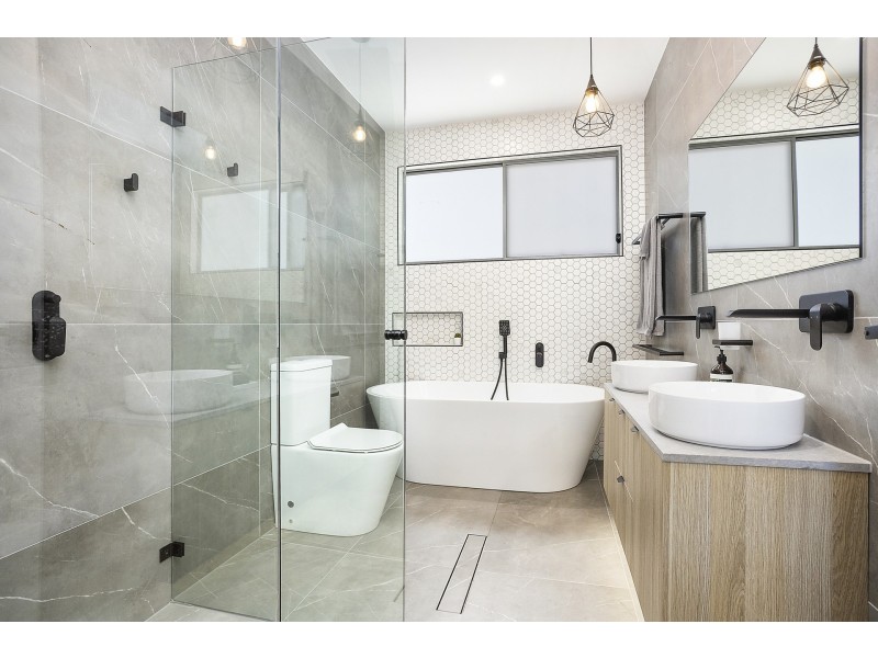 1/23 Gannons Road, Caringbah NSW 2229