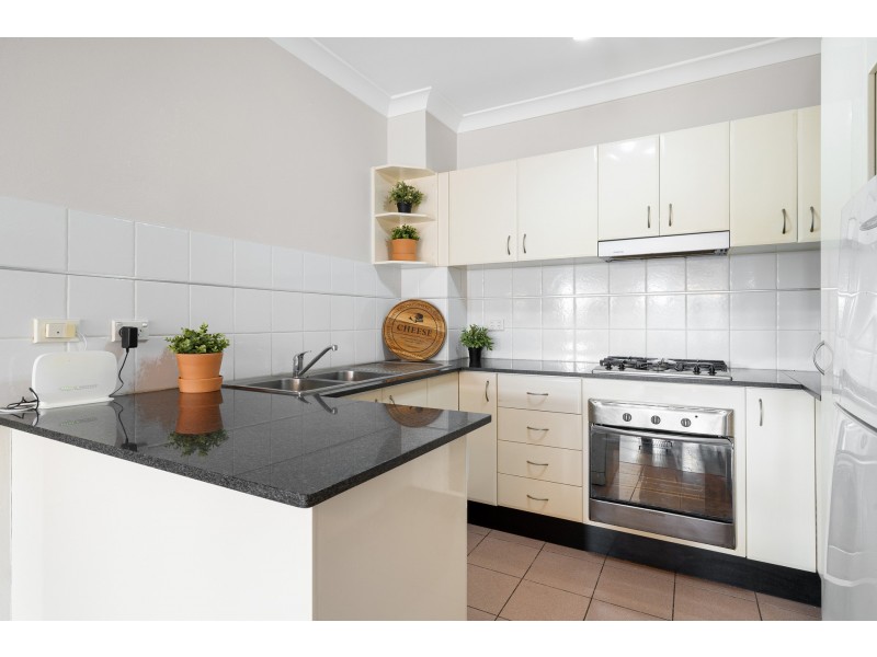 2/10-20 Mackay Street, Caringbah NSW 2229