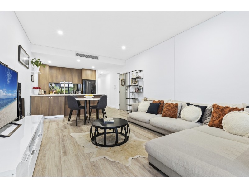 C 1/40 Pinnacle Street, Miranda NSW 2228