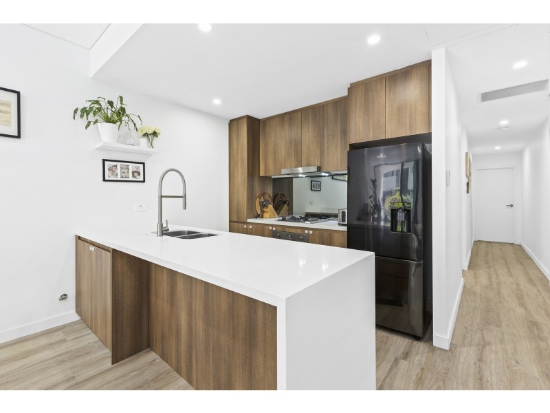 C 1/40 Pinnacle Street, Miranda NSW 2228