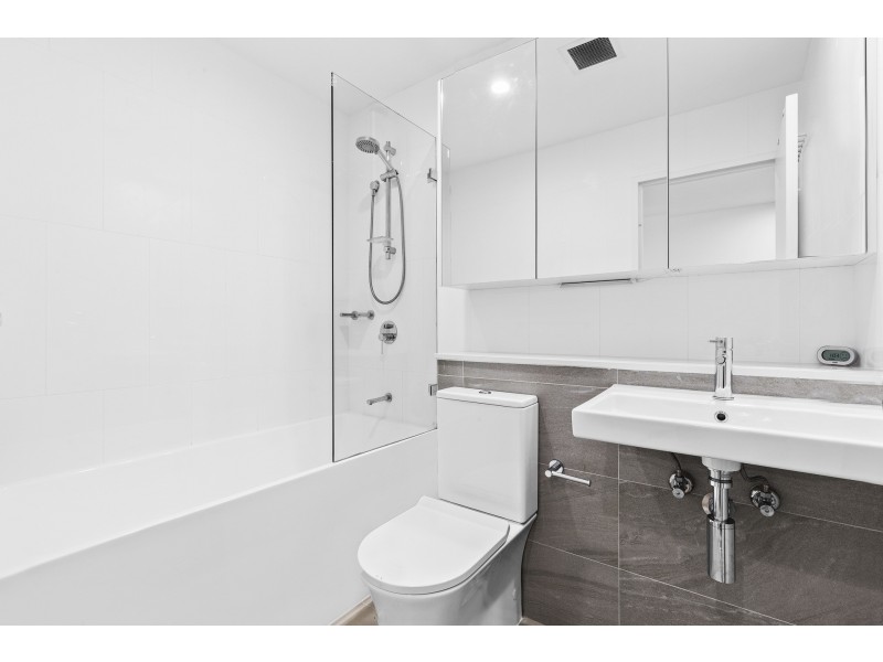 C 1/40 Pinnacle Street, Miranda NSW 2228